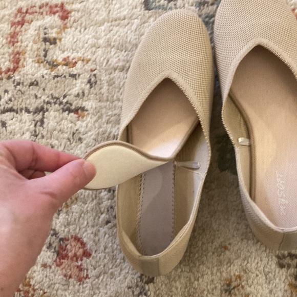 Amazon shoes *NEW* - size 8 - Picture 3 of 4